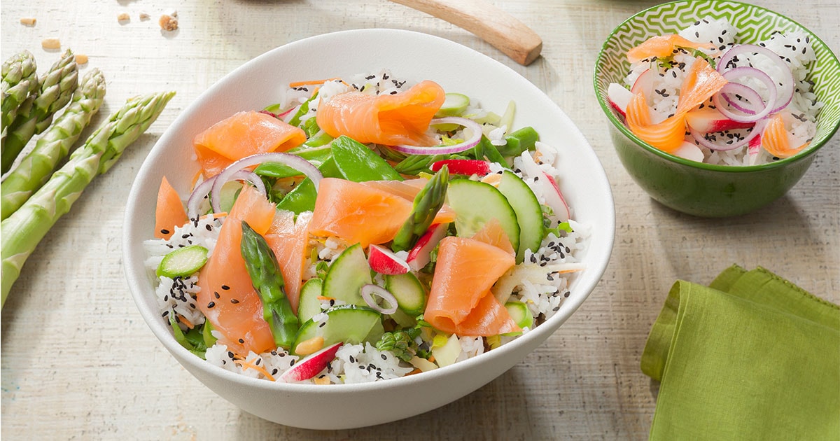 Salade de riz au saumon fumé et légumes printaniers - Saumon Fumé et